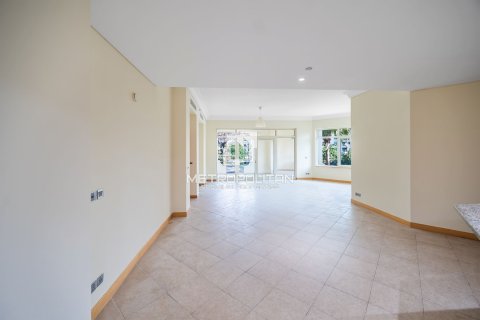 Huoneisto Palm Jumeirah, Dubai, Arabiemiraatit 3 makuuhuonetta, 204 m2 № 664764 - kuva 9