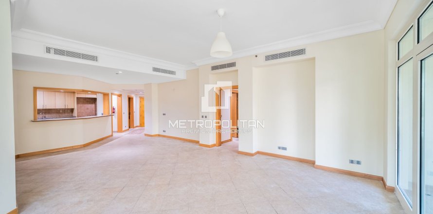 Huoneisto Palm Jumeirah, Dubai, Arabiemiraatit 3 makuuhuonetta, 204 m2 № 664764
