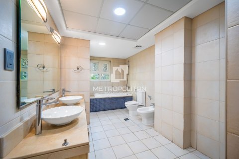 Huoneisto Palm Jumeirah, Dubai, Arabiemiraatit 3 makuuhuonetta, 204 m2 № 664764 - kuva 17