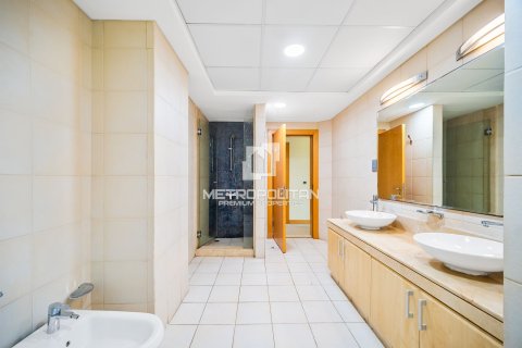 Huoneisto Palm Jumeirah, Dubai, Arabiemiraatit 3 makuuhuonetta, 204 m2 № 664764 - kuva 18