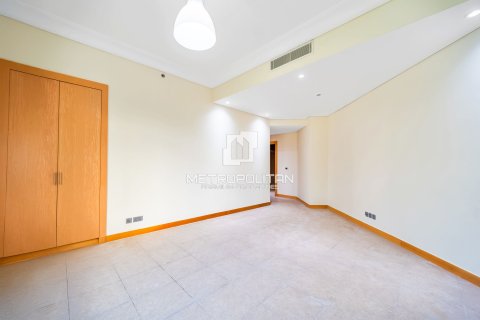 Huoneisto Palm Jumeirah, Dubai, Arabiemiraatit 3 makuuhuonetta, 204 m2 № 664764 - kuva 12