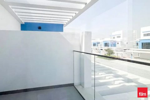 Villa in Dubai, UAE 4 bedrooms, 144 sq.m. № 708285 - photo 18