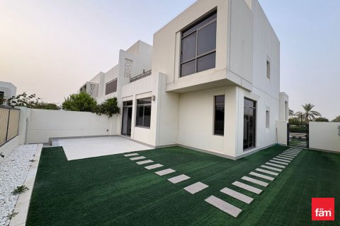 Villa in Town Square, Dubai, VAE: 4 Schlafzimmer, 273 m2 Nr. 713552