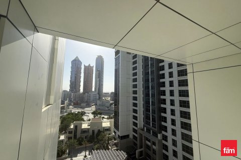 Apartment in Business Bay, Dubai, UAE 1 bedroom, 120.8 sq.m. № 711724 - photo 16