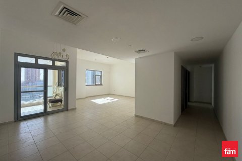 Apartment in Business Bay, Dubai, UAE 1 bedroom, 120.8 sq.m. № 711724 - photo 2