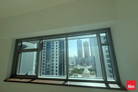 Apartment in Business Bay, Dubai, UAE 1 bedroom, 120.8 sq.m. № 711724 - photo 12