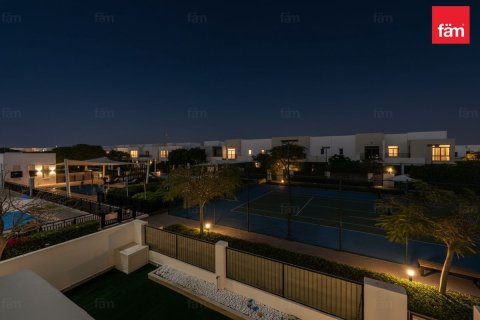Vilă de închiriat în Town Square, Dubai, EAU 4 dormitoare, 273 mp. №711357 - poză 25