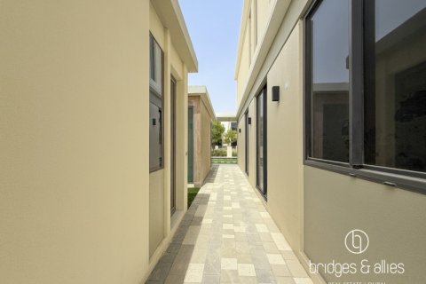 Снять в аренду виллу в Дубай, ОАЭ 5 спален, 577.4м2, № 669256 - фото 13