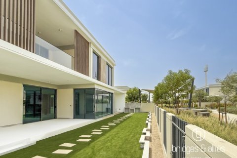 Снять в аренду виллу в Дубай, ОАЭ 5 спален, 577.4м2, № 669256 - фото 8