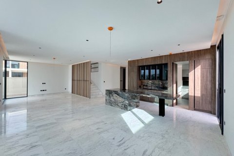 Снять в аренду виллу в Дубай, ОАЭ 5 спален, 577.4м2, № 669256 - фото 5