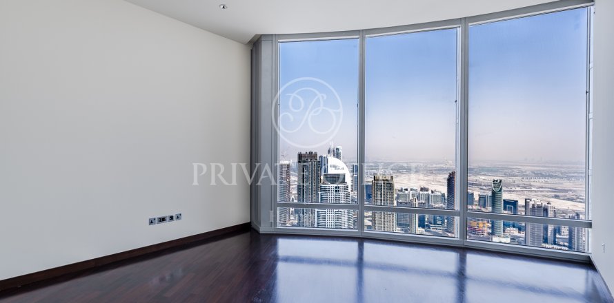 Lägenhet i Burj Khalifa, Dubai, UAE 2 sovrum, 182.831 kvm Nr. 651609