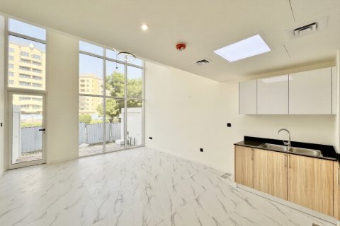 Kuća u nizu u Dubai Investment Park, UAE 4 spavaćih soba, 87 m2 Br. 706584 - fotografija 2