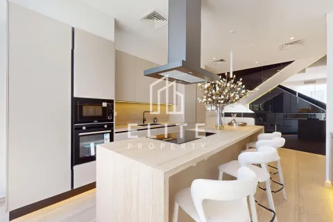 Dubai, संयुक्त अरब अमीरात में विला, 4 बेडरूम, संख्या 659389 - फ़ोटो 12