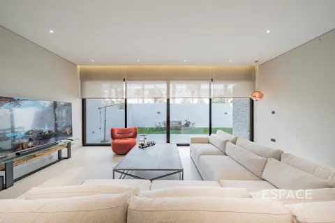 Vilă de vânzare în DAMAC Hills (Akoya by DAMAC), Dubai, EAU 3 dormitoare, 265 mp. №661014 - poză 2