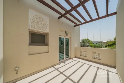 Māja Al Furjan, Dubaijā, AAE 3 istabas, 283 m2 Nr. 661015 - attēls 19
