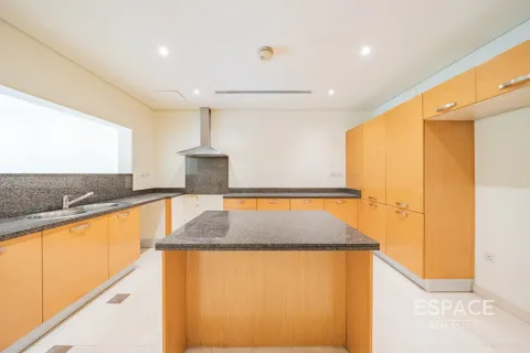 Māja Al Furjan, Dubaijā, AAE 3 istabas, 283 m2 Nr. 661015 - attēls 6