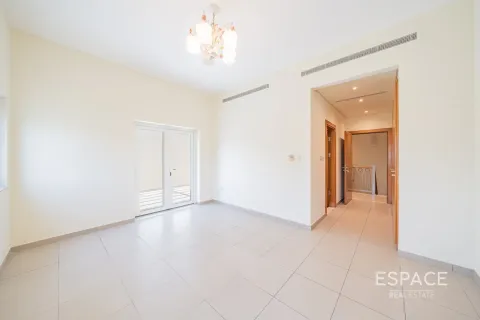 Māja Al Furjan, Dubaijā, AAE 3 istabas, 283 m2 Nr. 661015 - attēls 14