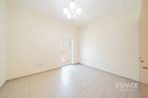 Māja Al Furjan, Dubaijā, AAE 3 istabas, 283 m2 Nr. 661015 - attēls 8