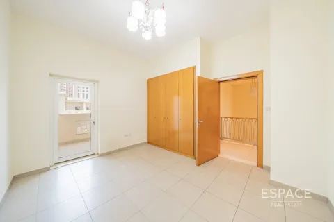 Māja Al Furjan, Dubaijā, AAE 3 istabas, 283 m2 Nr. 661015 - attēls 9