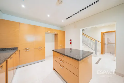 Māja Al Furjan, Dubaijā, AAE 3 istabas, 283 m2 Nr. 661015 - attēls 4