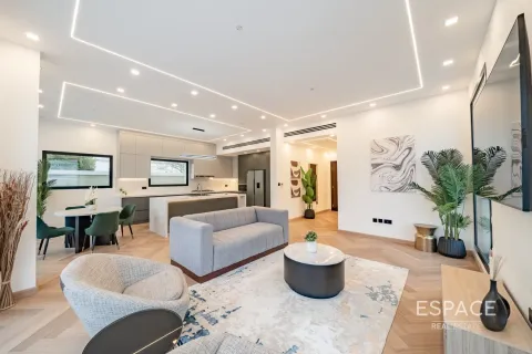 Villa til salgs i Jumeirah Village Triangle, Dubai, Emiratene 2 soverom, 251 kvm Nr. 661017 - Foto 7