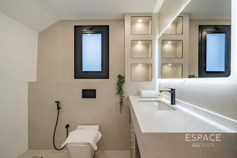 Villa til salgs i Jumeirah Village Triangle, Dubai, Emiratene 2 soverom, 251 kvm Nr. 661017 - Foto 16