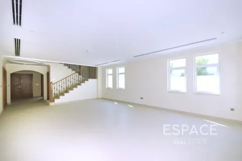 Villa zum Verkauf in Jumeirah Park, Dubai, VAE 4 Schlafzimmer, 403 m2 Nr. 661019 - Foto 8