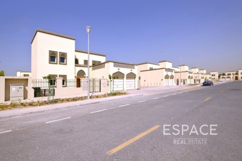Villa zum Verkauf in Jumeirah Park, Dubai, VAE 4 Schlafzimmer, 403 m2 Nr. 661019 - Foto 14