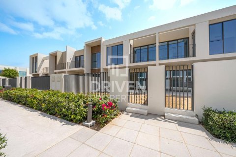 Řadový dům v The Valley, Dubai, SAE 3 ložnice, 192 m² Č.: 654911 - fotografie 1