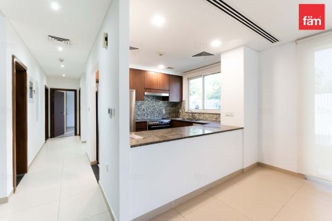 Üürile anda ridamaja asukohaga Dubai, AÜE: 4 magamistoaga, 263.6 m² Nr 708477 - pilt 17