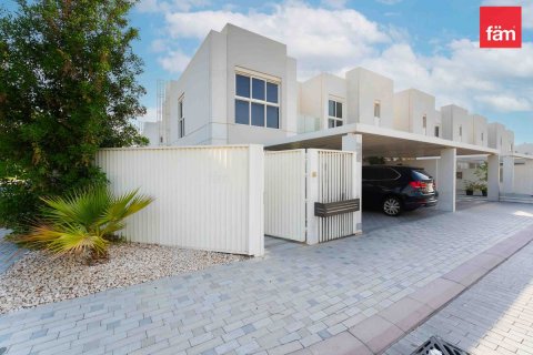 Üürile anda ridamaja asukohaga Dubai, AÜE: 4 magamistoaga, 263.6 m² Nr 708477 - pilt 16
