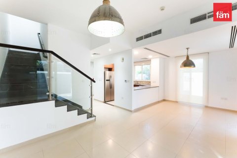 Üürile anda ridamaja asukohaga Dubai, AÜE: 4 magamistoaga, 263.6 m² Nr 708477 - pilt 2
