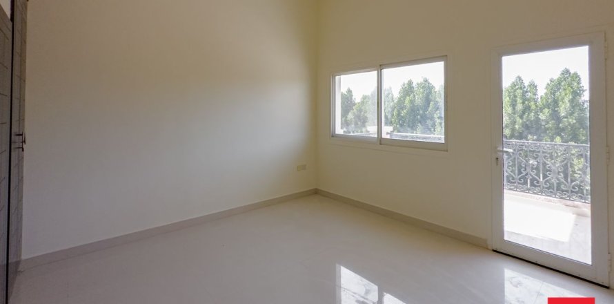 Villa in Dubai, VAE 6 slaapkamers, 555 vr.m. nr 706121