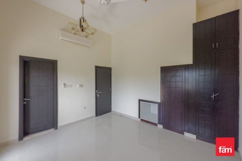 Vila u gradu Dubai, UAE 6 spavaće sobe, 555 m2 Br. 706121 - Slika 7