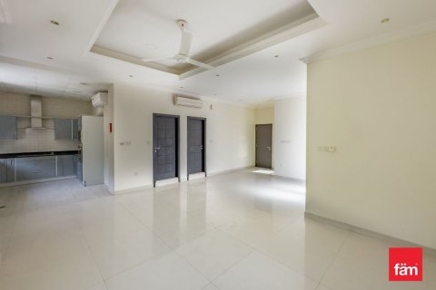 Vila u gradu Dubai, UAE 6 spavaće sobe, 555 m2 Br. 706121 - Slika 2