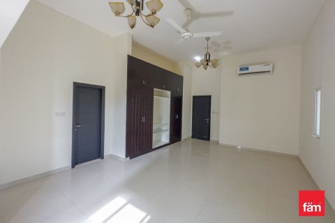 Vila u gradu Dubai, UAE 6 spavaće sobe, 555 m2 Br. 706121 - Slika 16