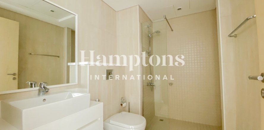 Квартира в Джумейра Бич Резиденс, Дубай, ОАЕ 2 спальні, 151.989м2 № 650856