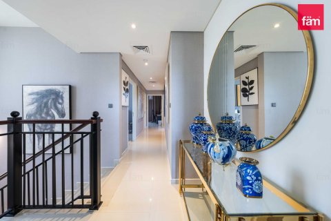 Villa itt: Dubai, EAE, 6 hálószoba, 404.9 m², azonosító: 714292 - fénykép 15