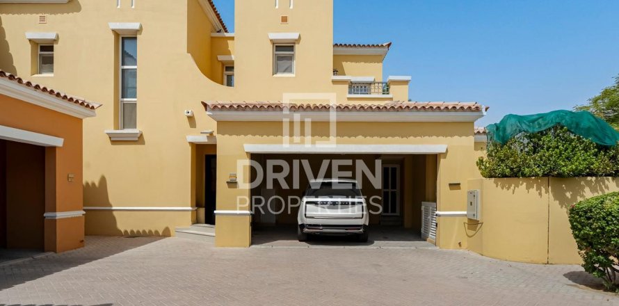 Villa i Arabian Ranches, Dubai, UAE 3 sovrum, 445.93 kvm Nr. 743543