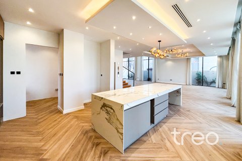Βίλα σε Jumeirah Park, Dubai, ΗΑΕ 7 υπνοδωμάτια, 752.51 τ.μ. Αρ. 733405 - φωτογραφία 8