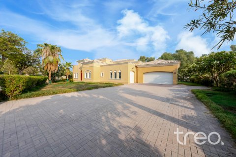 Arabian Ranches, Dubai, संयुक्त अरब अमीरात में विला, 5 बेडरूम, 829.07 वर्ग मीटर, संख्या 733403 - फ़ोटो 1