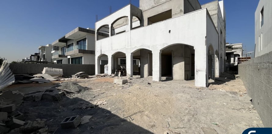 Вилла в Jumeirah Park, Дубай, ОАЭ 6 спален, 743м2 № 670888