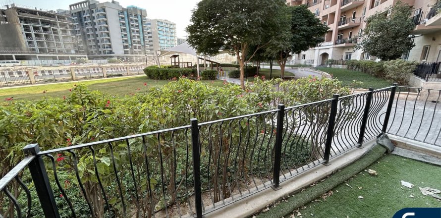 Apartman u gradu Motor City, Dubai, UAE 3 spavaće sobe, 224 m2 Br. 670885