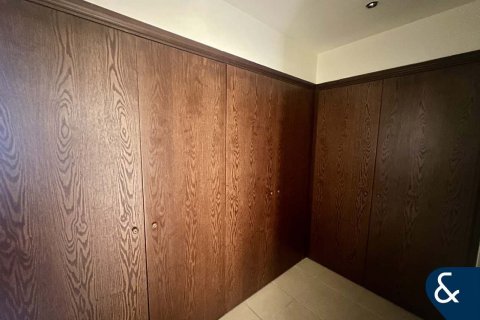 Vila di Arabian Ranches, Dubai, UEA 4 kamar tidur, 361 m2 nomor 668593 - foto 18