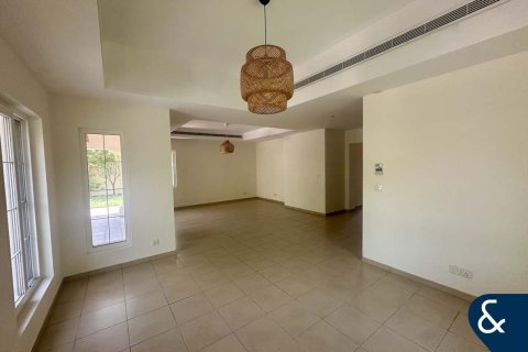 Vila di Arabian Ranches, Dubai, UEA 4 kamar tidur, 361 m2 nomor 668593 - foto 3