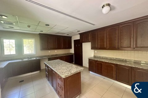 Vila di Arabian Ranches, Dubai, UEA 4 kamar tidur, 361 m2 nomor 668593 - foto 4