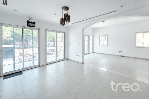 Vila di Jumeirah Village Triangle, Dubai, UAE 2 bilik tidur, 250 meter persegi № 741058 - foto 4