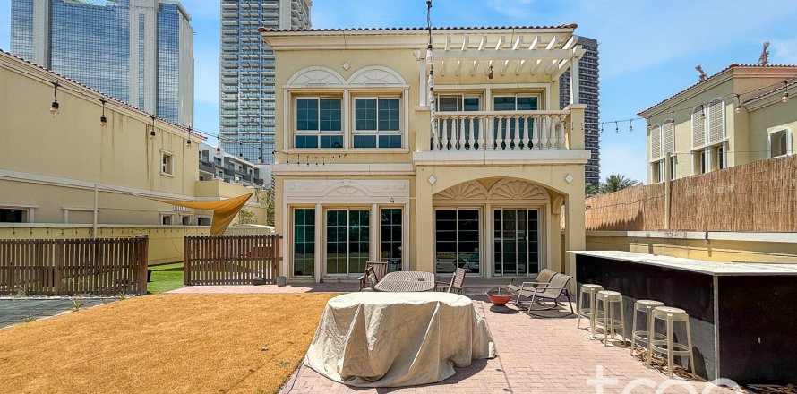 Vila di Jumeirah Village Triangle, Dubai, UAE 2 bilik tidur, 250 meter persegi № 741058