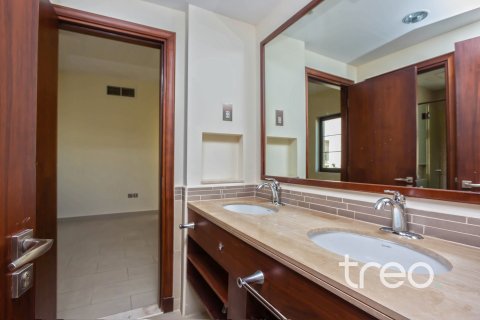 Arabian Ranches 2, Dubai, UAE의 판매용 빌라 침실 3개, 291.99제곱미터 번호 741056 - 사진 14