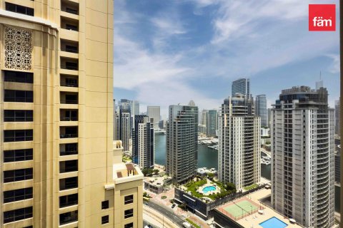 Apartment in Dubai, UAE 3 bedrooms, 175 sq.m. № 630489 - photo 27